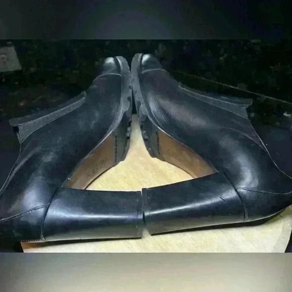 John Baker shoes, 3” heels, professional; Size: 7.5 Steampunk,Chic, quiet luxury - Picture 7 of 10